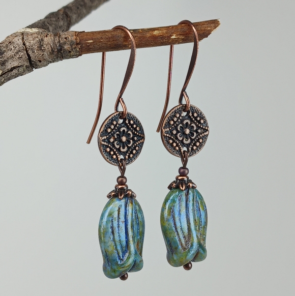 HAND CRAFTED Blue Artisan Glass Flower Rustic Copper Dangle Earrings - Picture 4 of 7